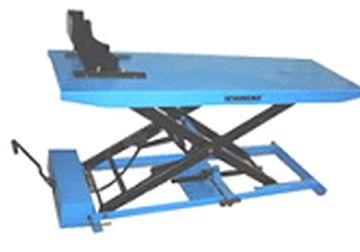 Xe nâng bàn Xe nâng bàn