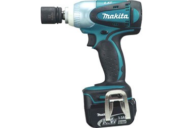 14.4V Máy vặn bu lông dùng pin Makita BTW250RFE 14.4V Máy vặn bu lông dùng pin Makita BTW250RFE