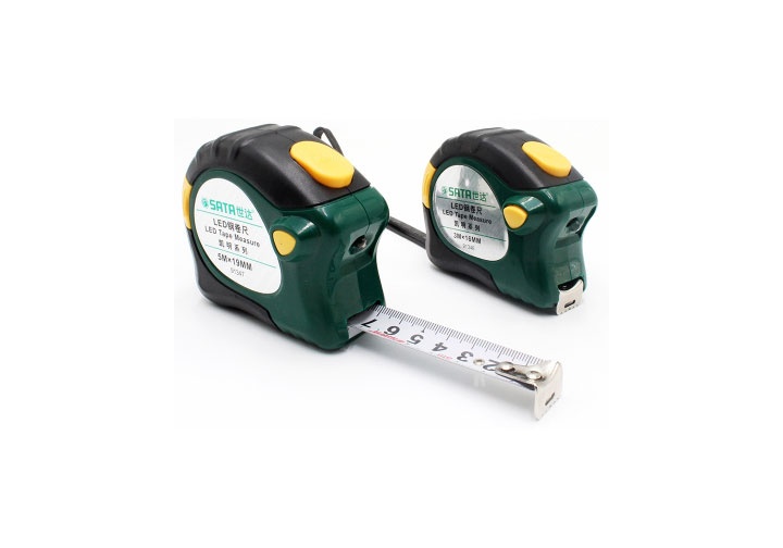 3.5m Thước cuốn thép có đèn led (bản 19mm) Sata 91-346 (91346)