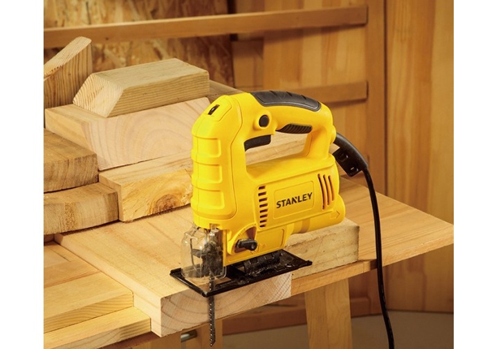 600W Máy cưa lọng Stanley SJ60-B1