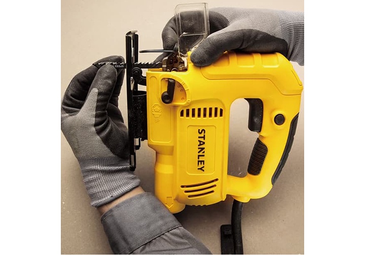 600W Máy cưa lọng Stanley SJ60-B1