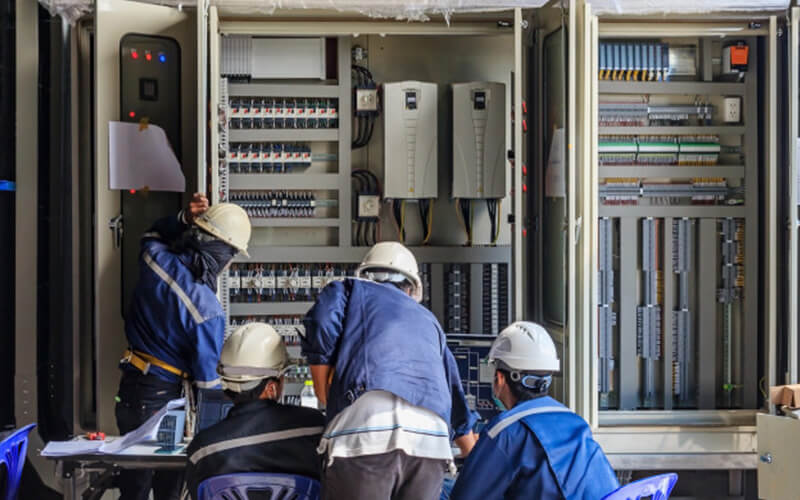 Lắp đặt hệ thống điện có rơ le