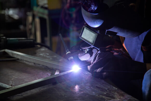 Cách hàn inox bằng máy hàn que